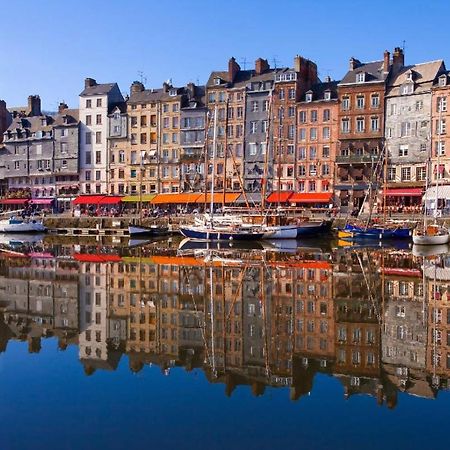 Chambre D'Hotes Du Carre Des Arts Honfleur Kültér fotó