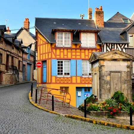 Chambre D'Hotes Du Carre Des Arts Honfleur Kültér fotó
